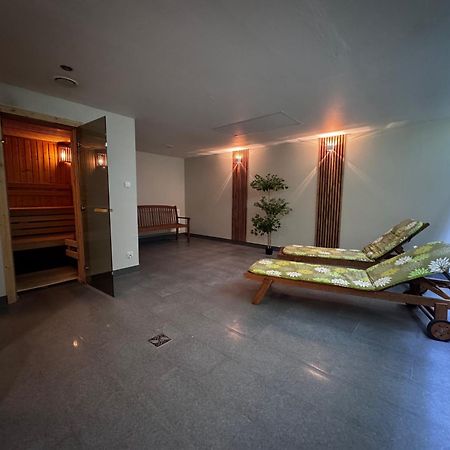 Sw Apartamenty Czarna Gora Sienna  Esterno foto
