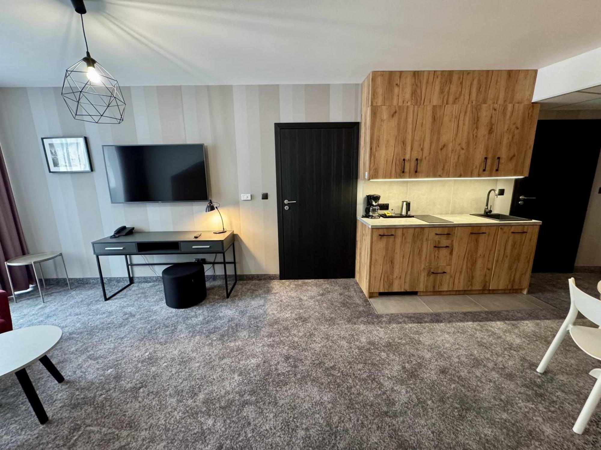 Sw Apartamenty Czarna Gora Sienna  Esterno foto